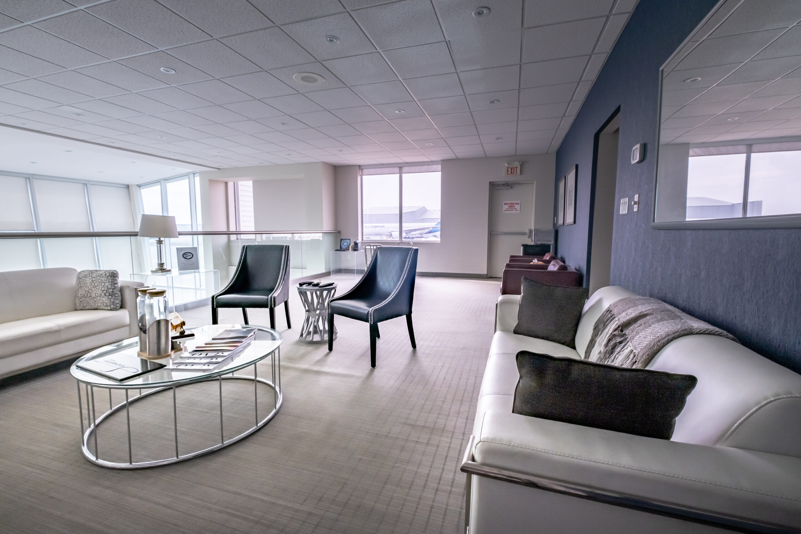 Toronto FBO Private Airport Lounge