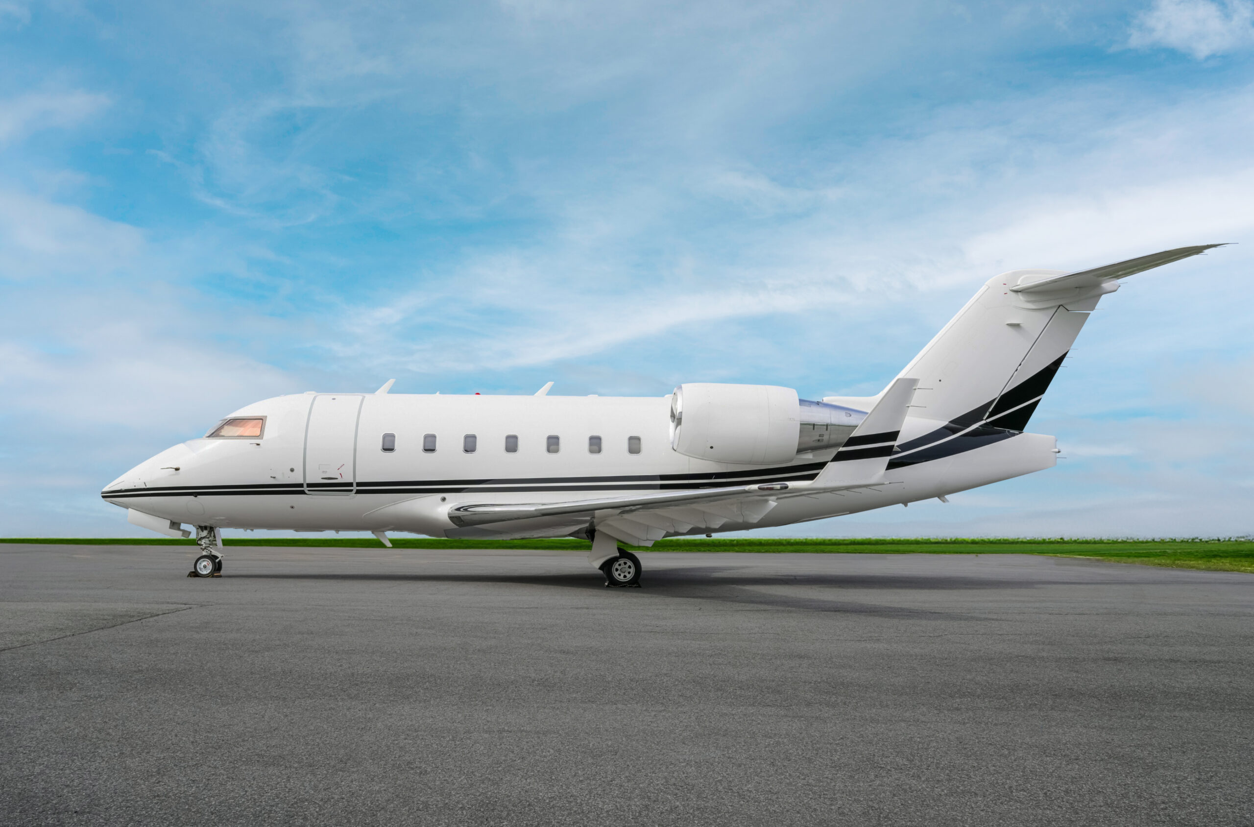 Challenger 604 - Exterior