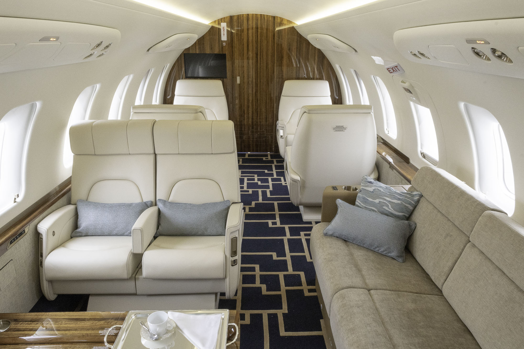 Challenger 650 Interior Cabin