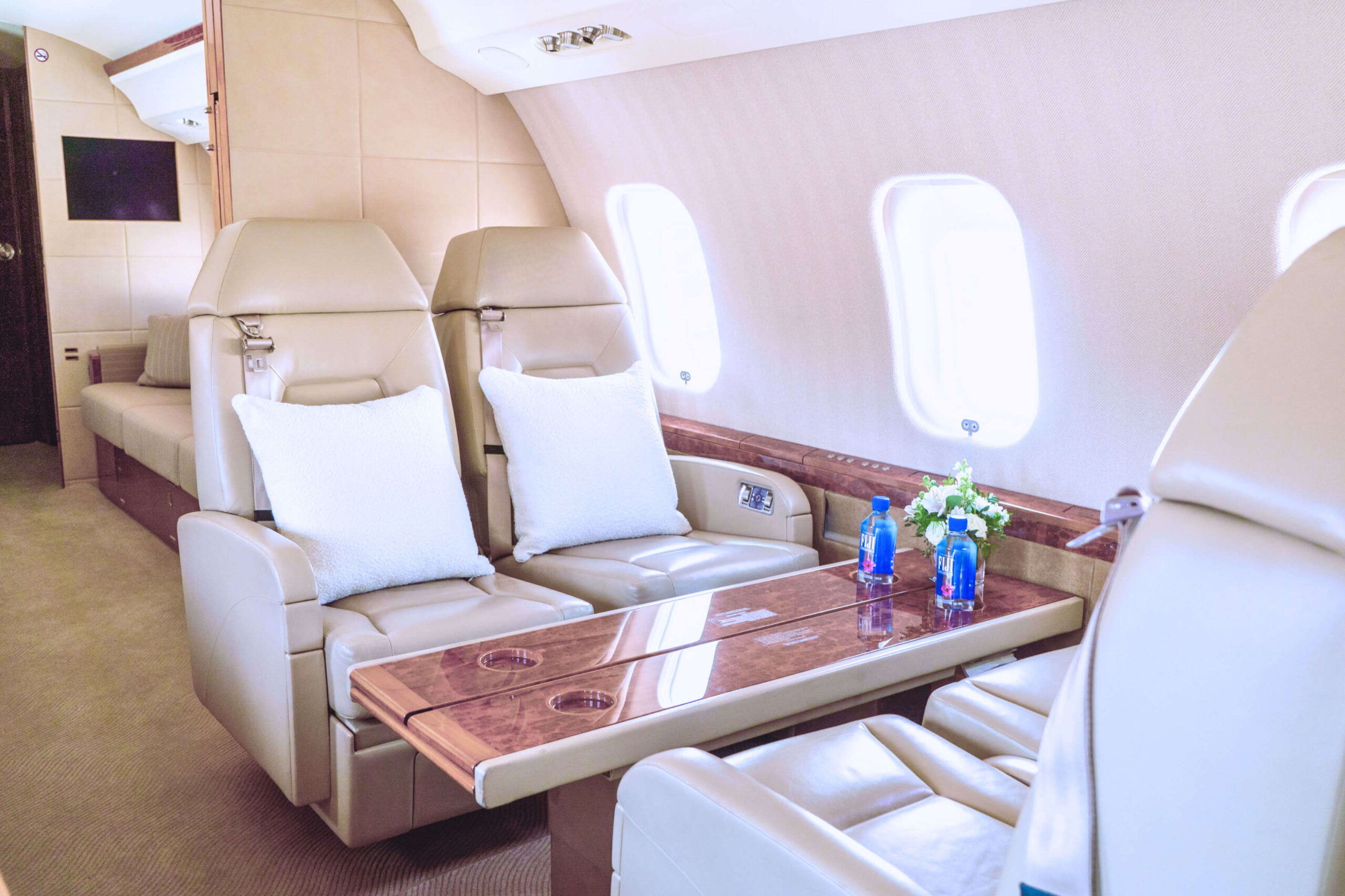 Private Plane Charter Global XRS