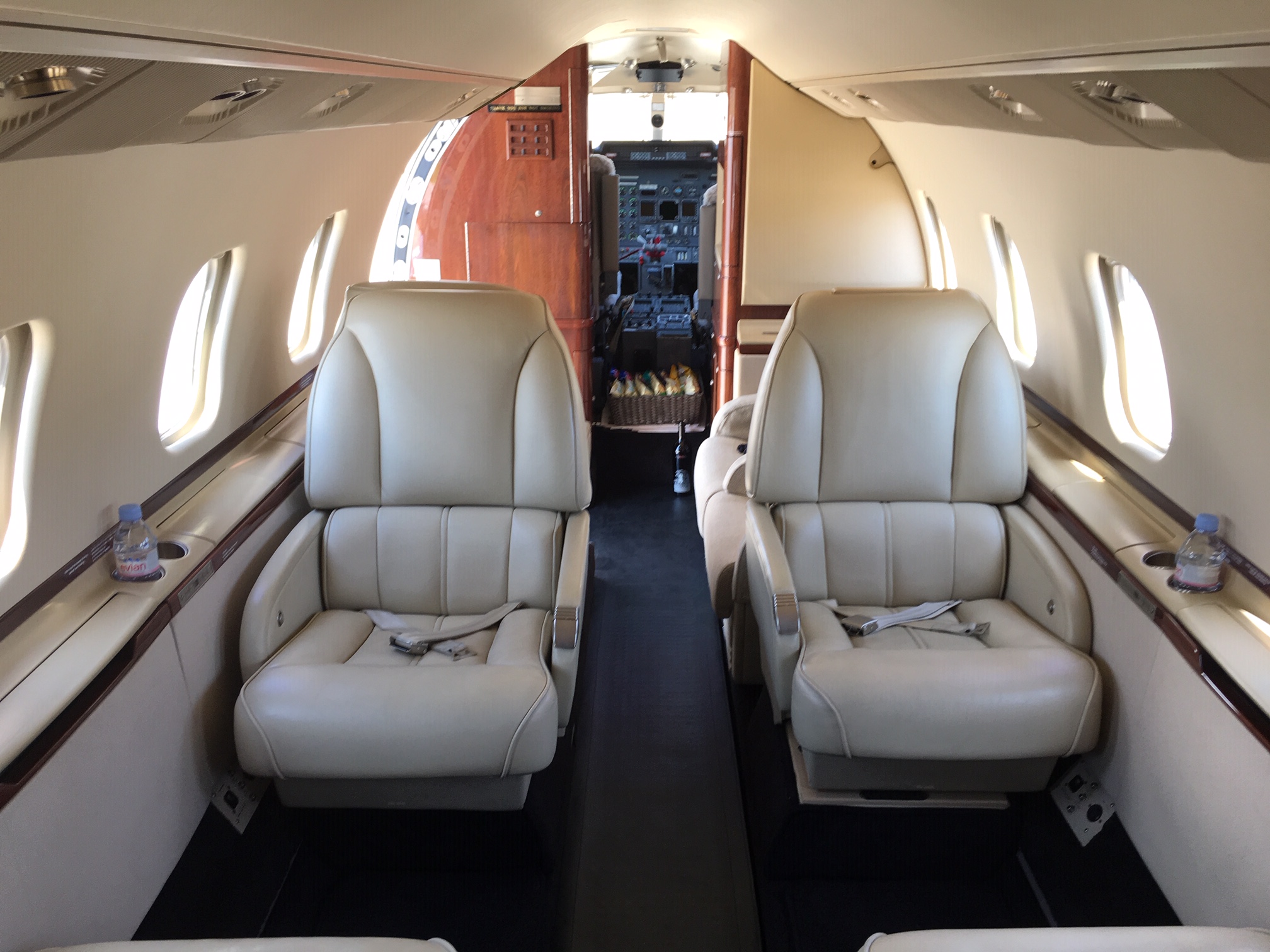 Learjet 60 interior