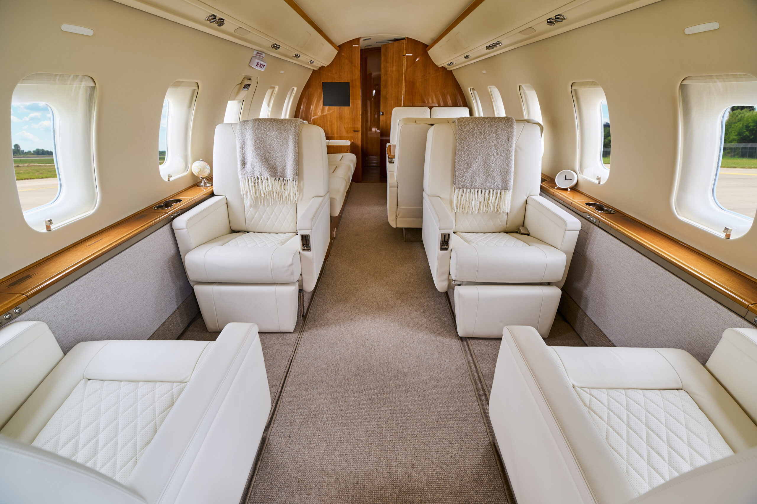 Challenger 605 Charter