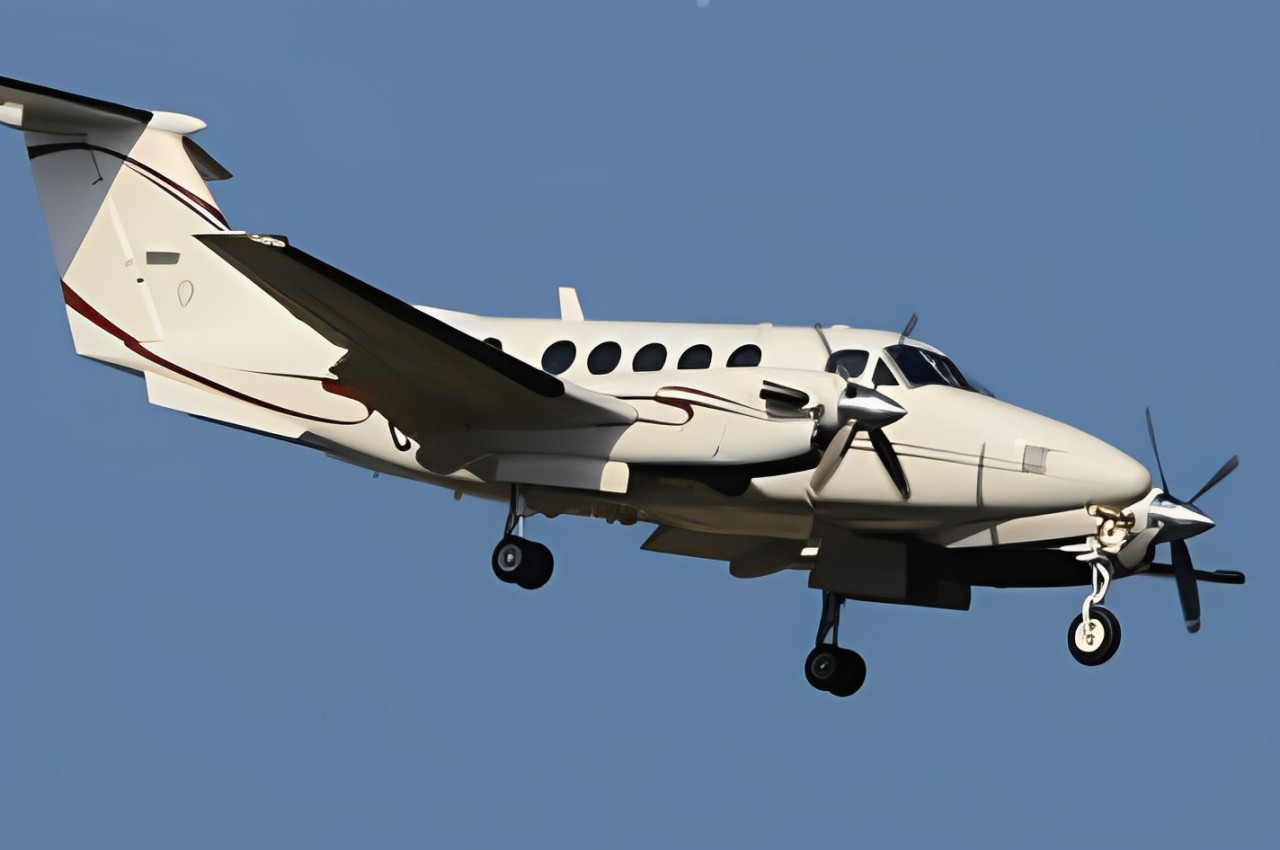 King Air B200 Exterior Turbo prop private jet