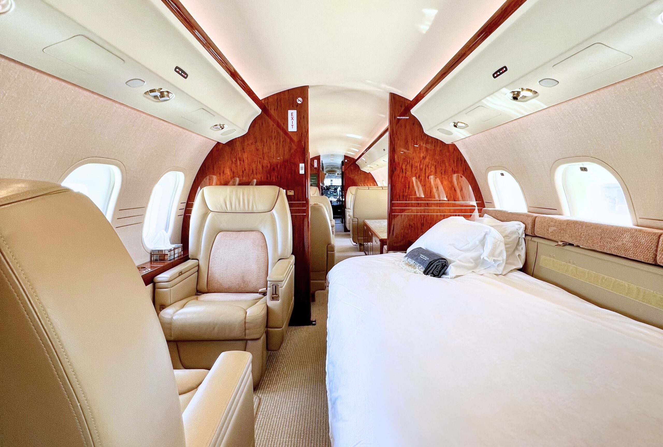 Global XRS - Back Cabin