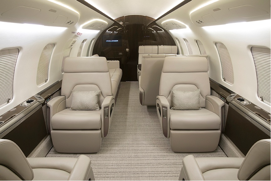Challenger 650 CHARTER - INTERIOR 1