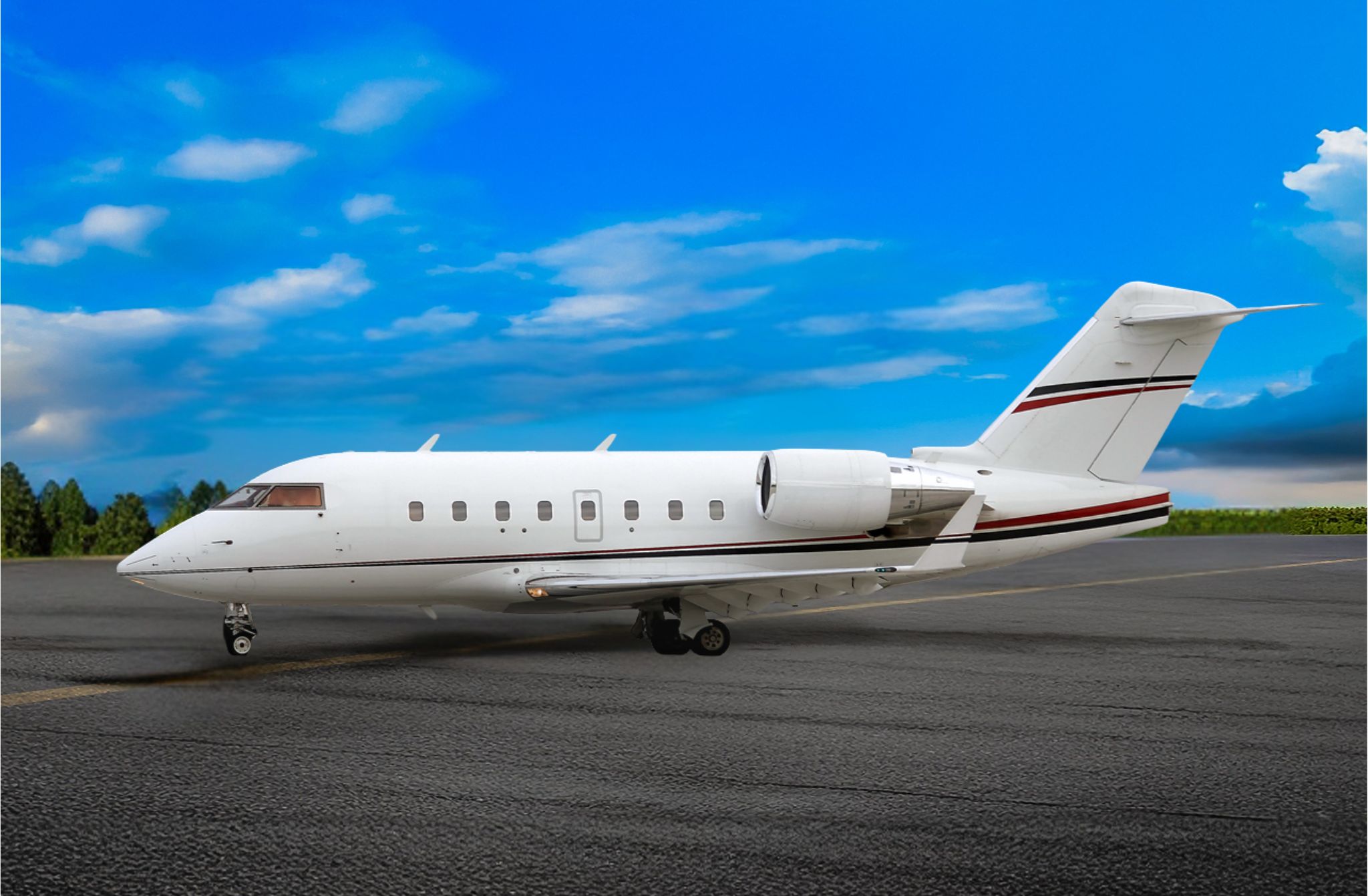 Challenger 604 - Exterior - CH 604