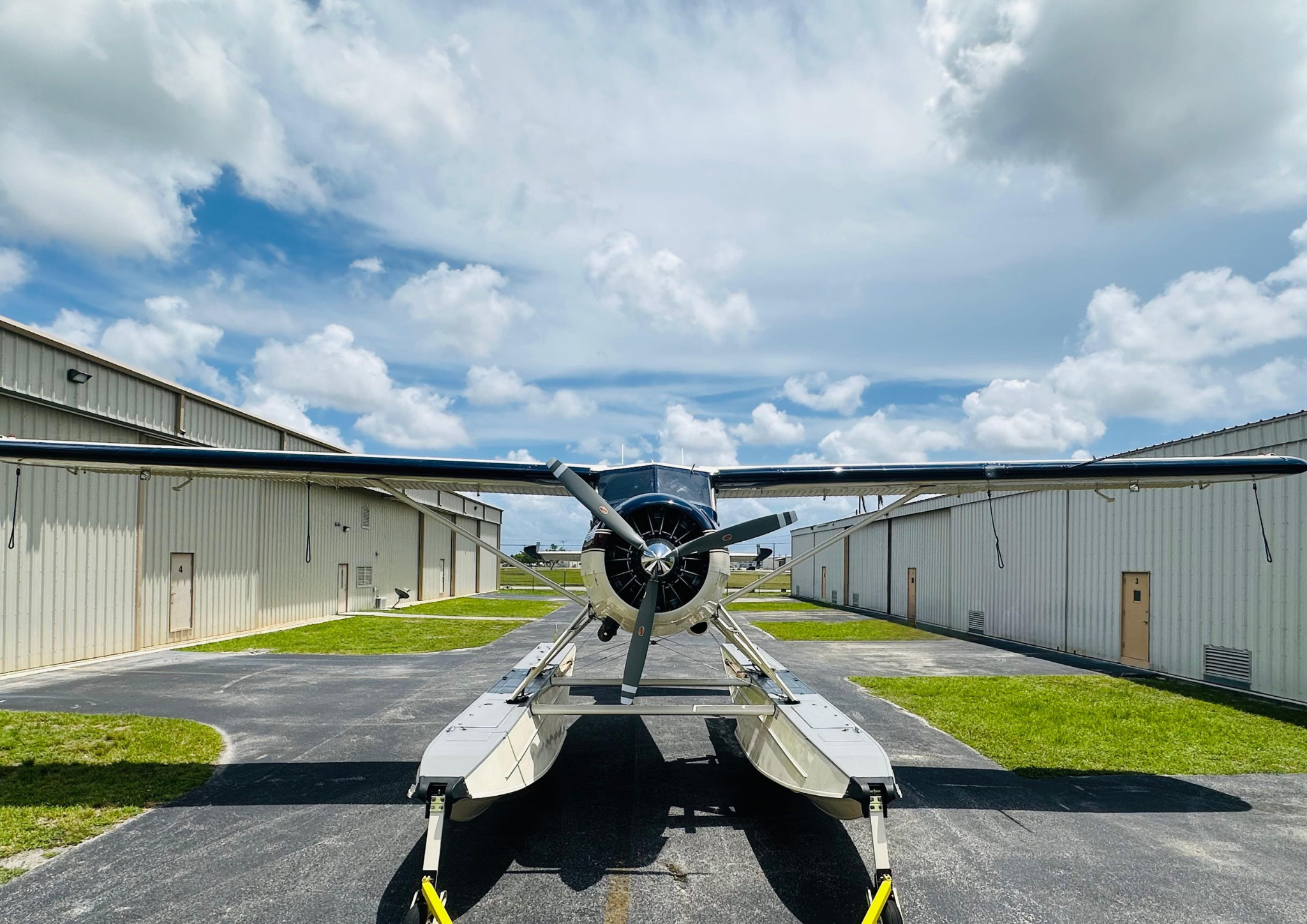 de Havilland DHC-2 Beaver - Exterior